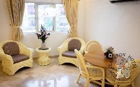 Clarkton Hotel Apartment